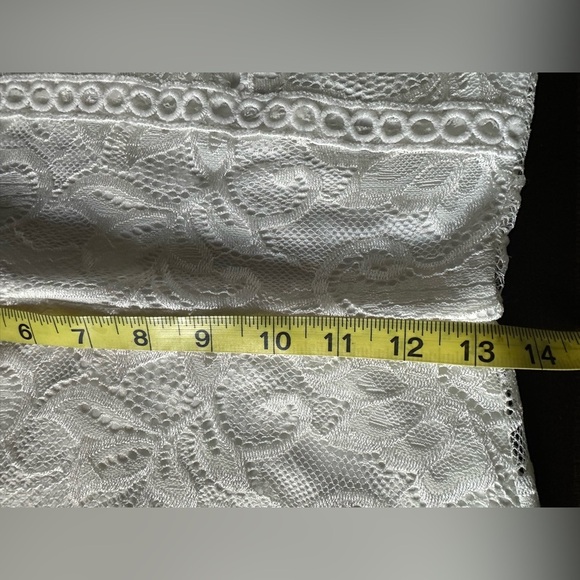 Elegant Lace Long Sleeve Dress in Cream (907) - Picture 13 of 15